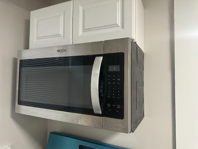 Foto del edificio - 9 Bentley Ave