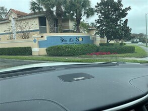 Building Photo - 522 Villa Del Sol Cir