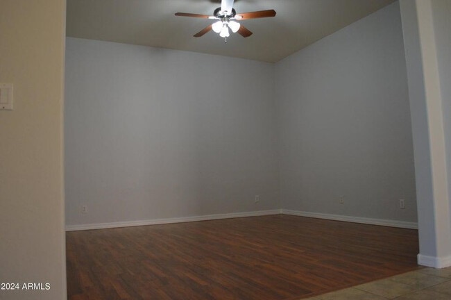 Building Photo - 4132 E Carriage Ct