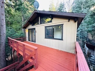 Building Photo - 26227 Lake Forest Dr