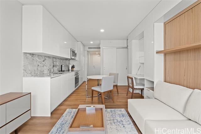 Foto principal - 987 Queen St
