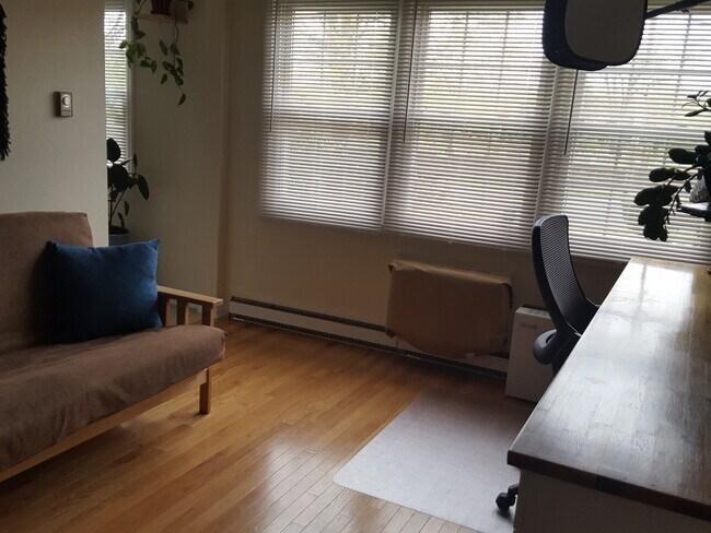 Foto del edificio - 265 Circular Ave