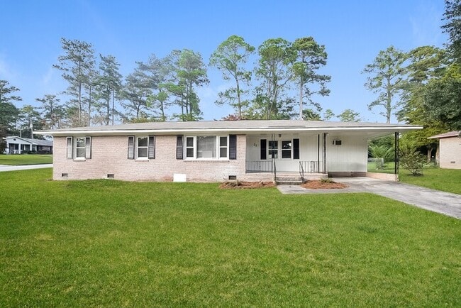 Building Photo - 21 Newport Dr