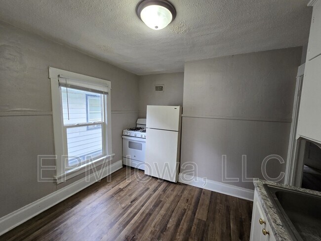 Foto del edificio - 408 1/2 Locust St