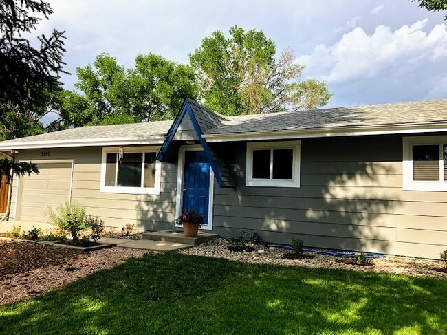 Building Photo - 5900 Mars Dr