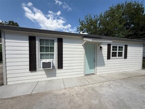 Building Photo - 7427 Avenue I