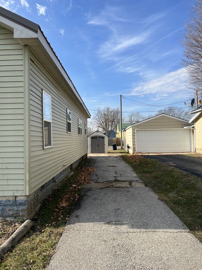 Off Street Parking - 1800 S Jackson St