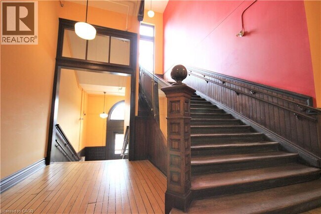 Photo du bâtiment - 200 Stinson St
