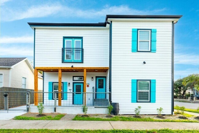 Building Photo - 2827 Avenue Q