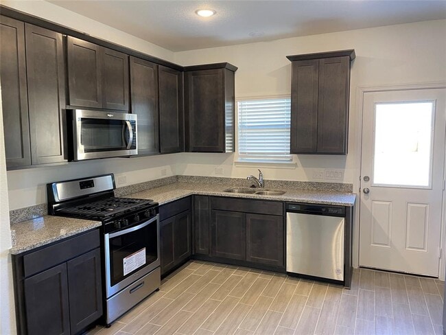 Building Photo - 25560 Northpark Palm Dr