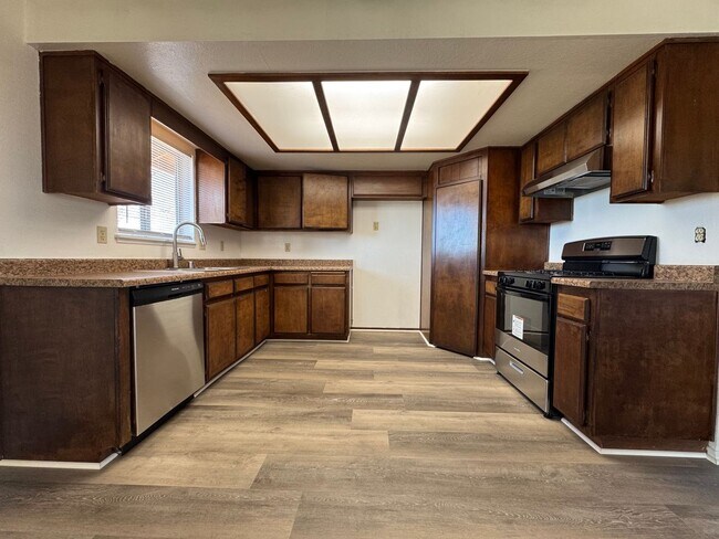 Foto del edificio - Victorville Home