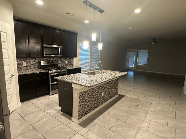 Building Photo - 7634 Ramsgate Cliff Ln