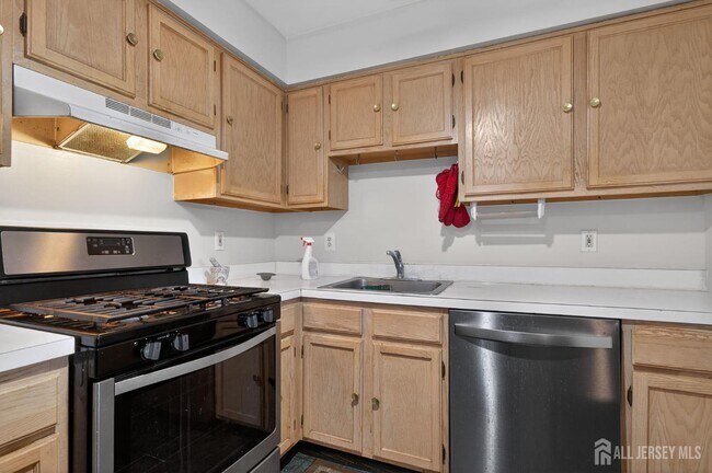 Foto del edificio - 726 Waterford Dr