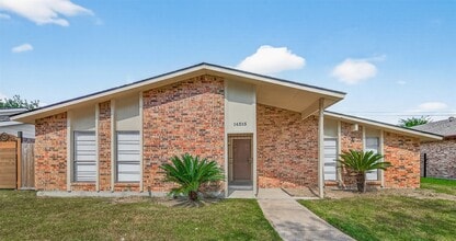 Building Photo - 14315 Lourdes Dr