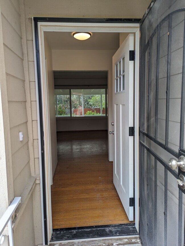 Foto del edificio - 2 Bed/1 Bath in Lemon Grove