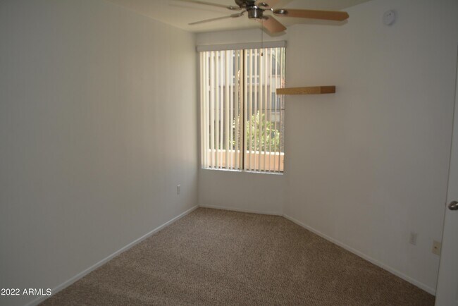 Foto del edificio - 1701 E Colter St