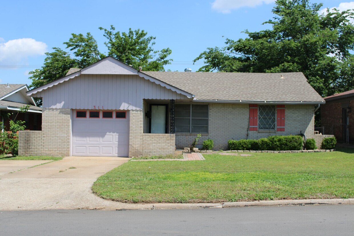 Primary Photo - Section 8 Accepted