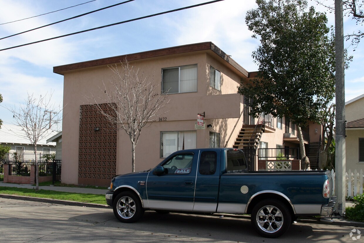Building Photo - 1422 Orange Ave