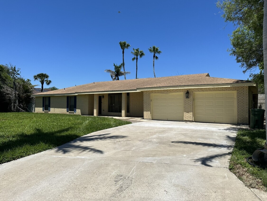 1659 Westminster Rd, Brownsville, TX 78521 House Rental in