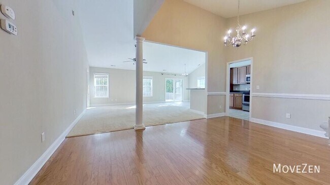 Foto del edificio - 1718 Heatherstone Ln