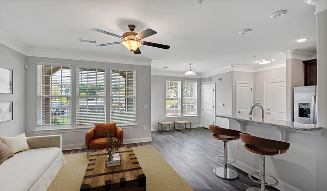 Bright, open living areas made for your lifestyle - Sunnybrook Residences