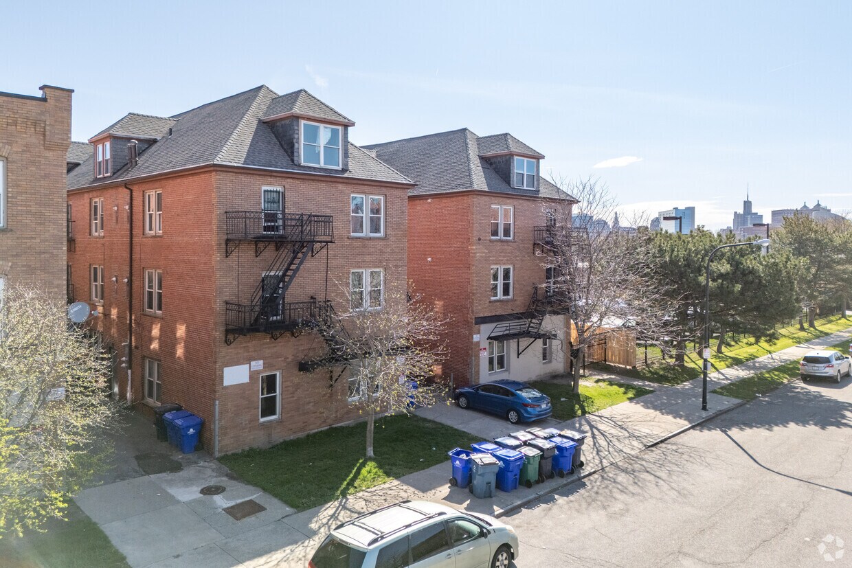 Primary Photo - 359 Busti Ave