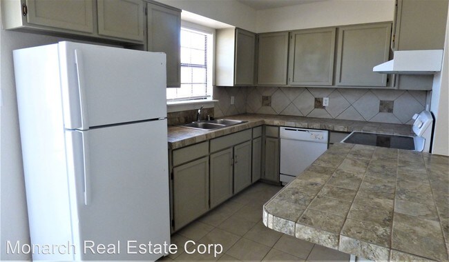 Building Photo - 4060 Tellbrook Rd