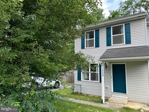 Building Photo - 241 Merrbaugh Dr
