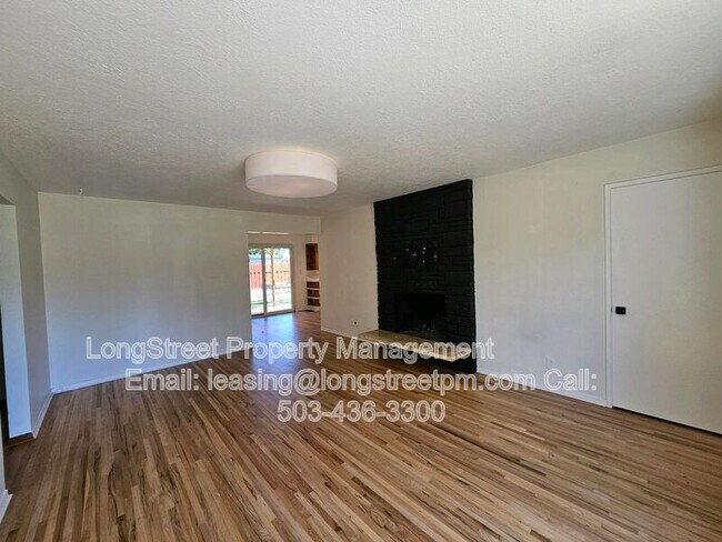 Foto del edificio - 6515 SE Steele St