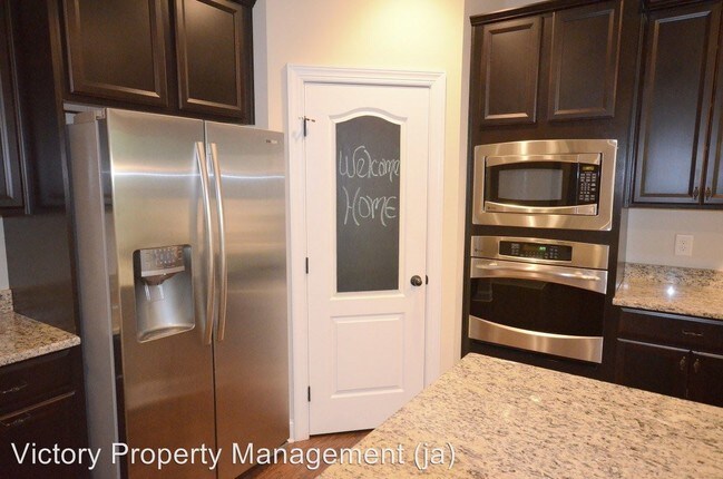 Building Photo - 5 br, 4.5 bath House - 109 Highland Mist Cir