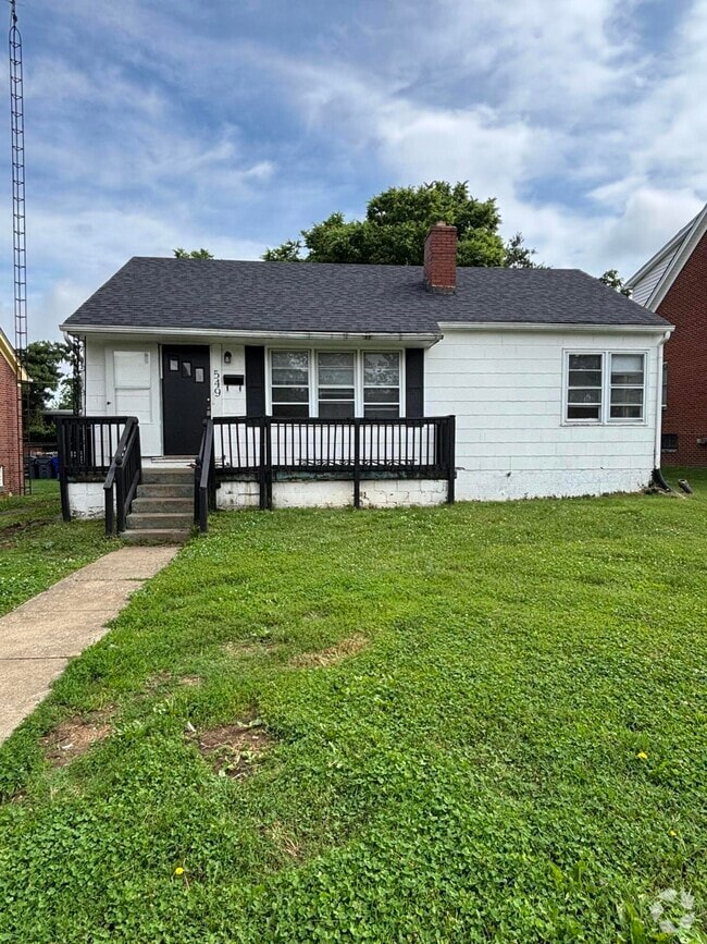 Building Photo - 549 Haskins Dr