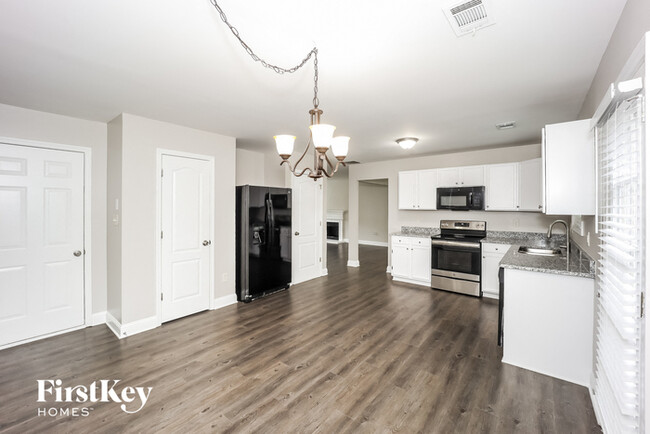 Building Photo - 4854 Brookwood Pl