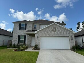Building Photo - 25105 Pomegranate Pl