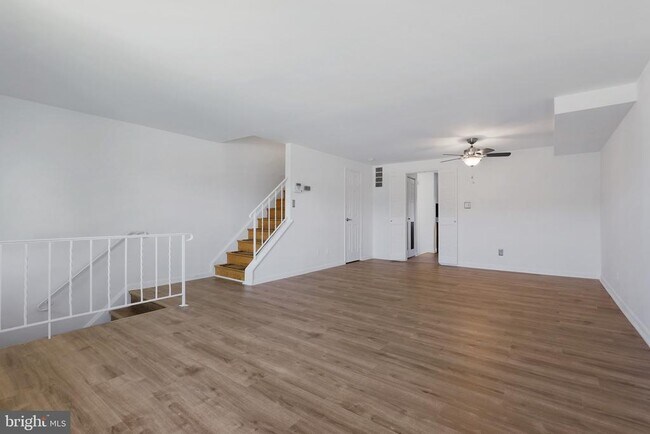 Foto del edificio - 5609 Chelwynd Rd