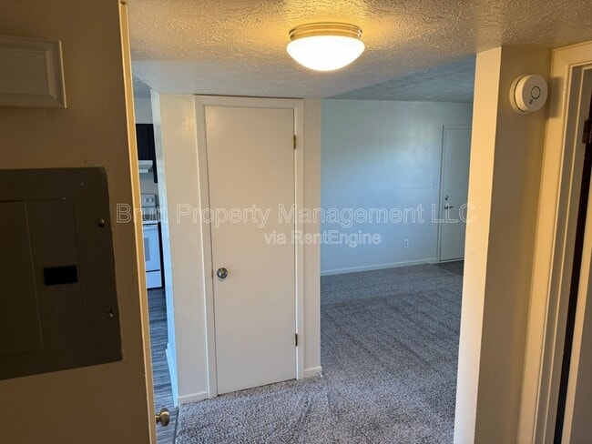 Building Photo - 4812 Cannon Ridge Dr