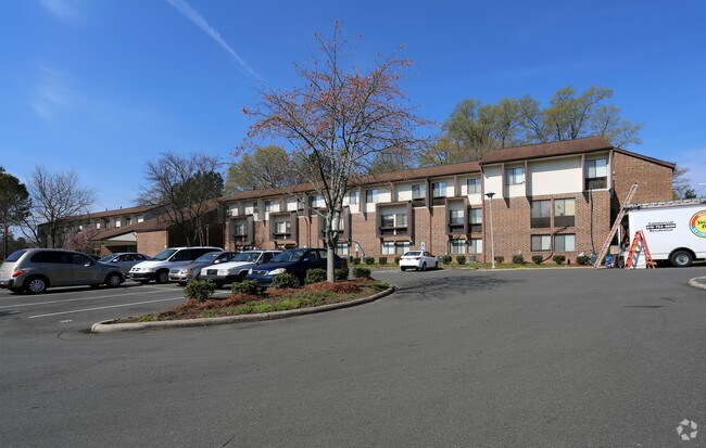 Morehead Hills Apartments Apartments Durham, NC