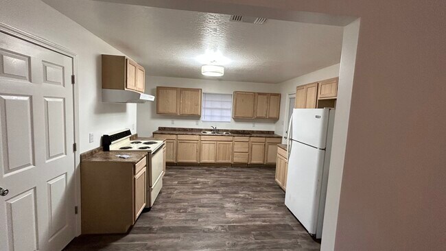 Building Photo - 57 Elliott Cir
