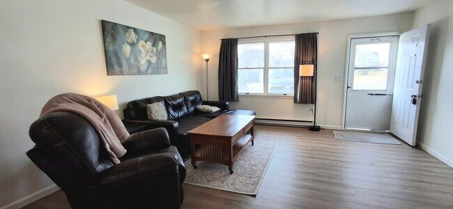 Foto del edificio - Newly Redone 2 Bed/1 Bath Apartment in Elizabethtown