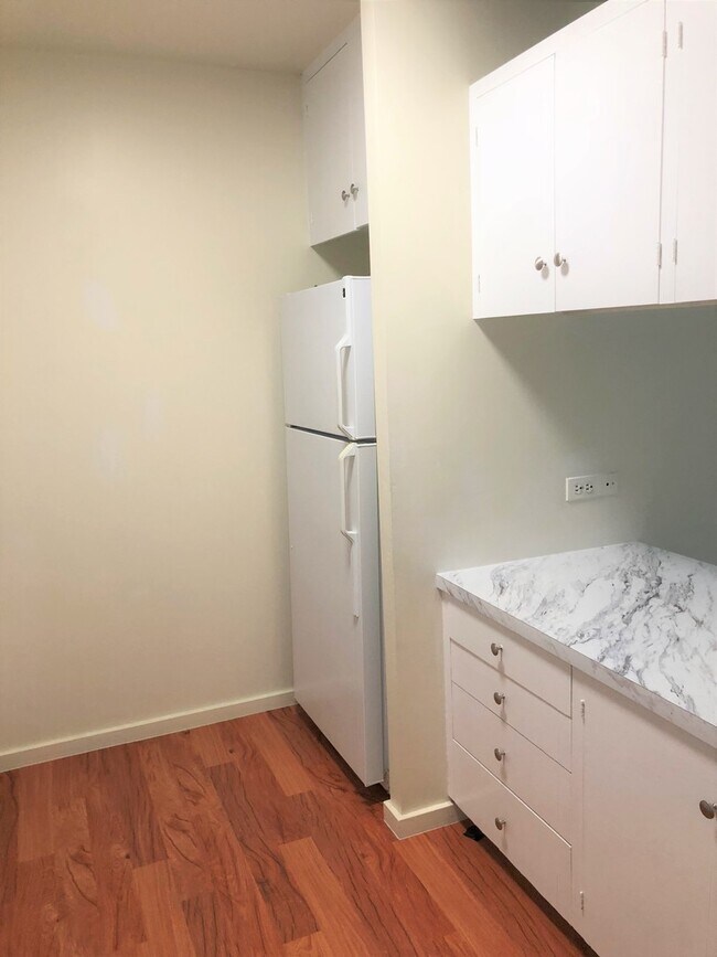 Foto del edificio - Kapiolani Towers - 2 Bedroom 1 Bath 1 Park...