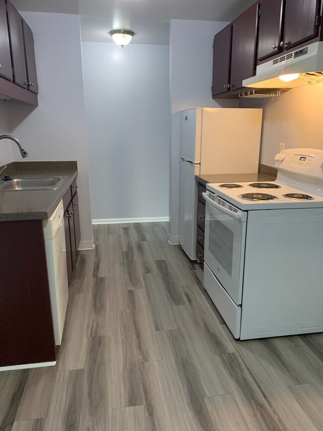 Interior Photo - Bellevue Place Apartments