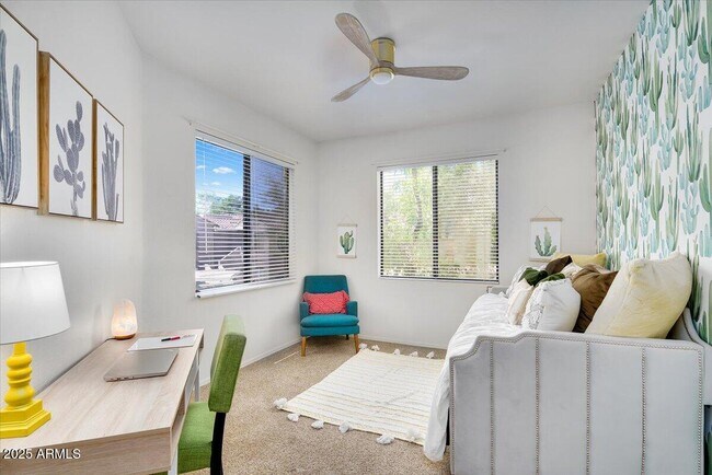 Foto del edificio - 15252 N 100th St