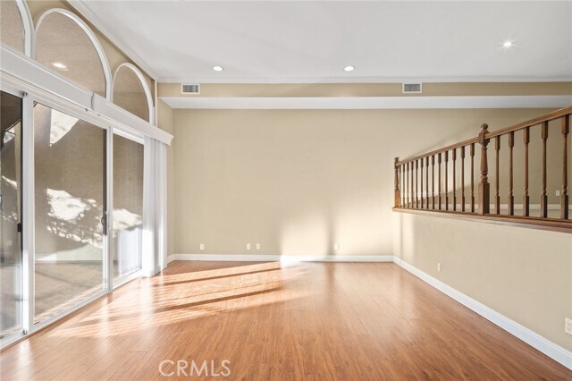 Building Photo - 5242 Lindley Ave