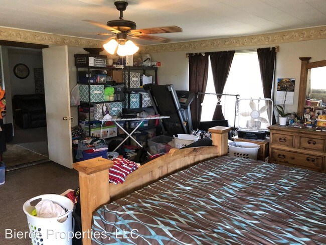 Building Photo - 4 br, 1 bath House - 18955 CR 3 Drive