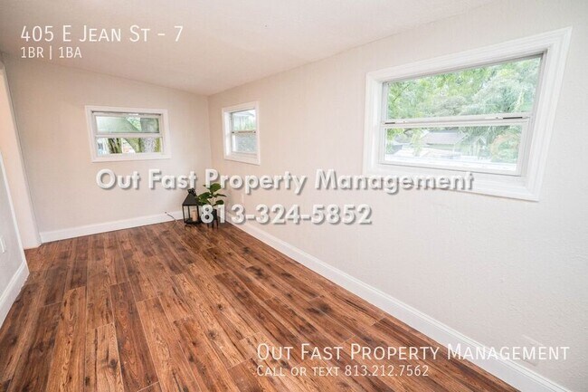 Foto del edificio - 405 E Jean St