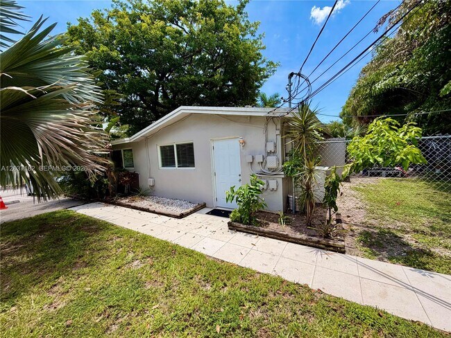 Foto del edificio - 2809 NE 6th Ln