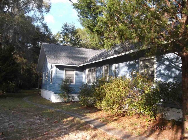 Building Photo - 1112 W Main St