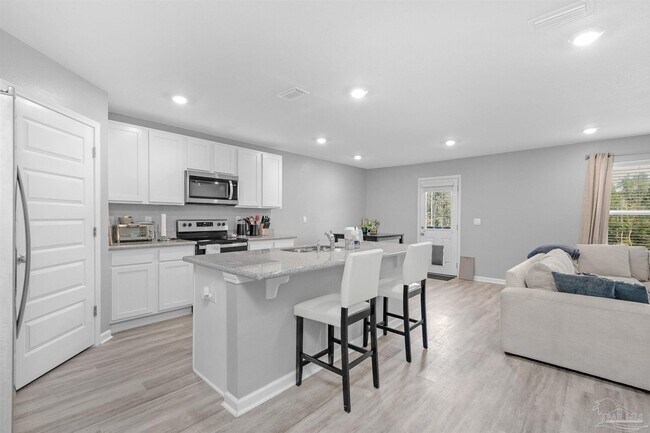 Foto del edificio - 8686 Pathstone Blvd