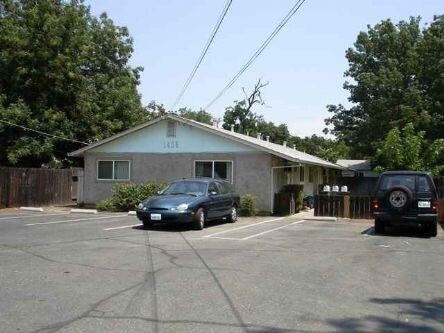 Primary Photo - 1435 Fetter St