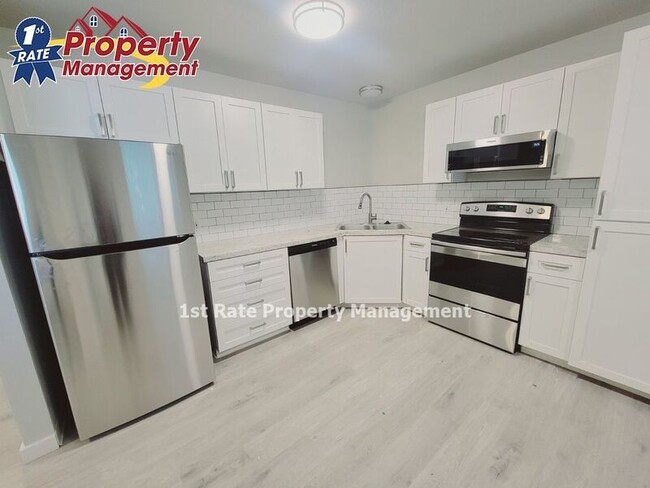 Building Photo - 4920 W Blodgett Ln