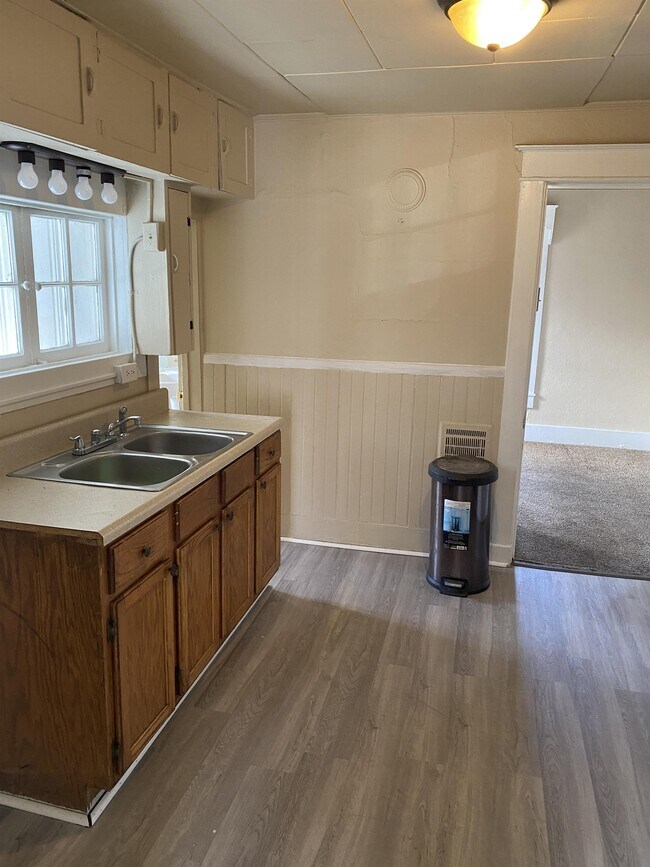 Foto del edificio - 536 Waterworks Rd